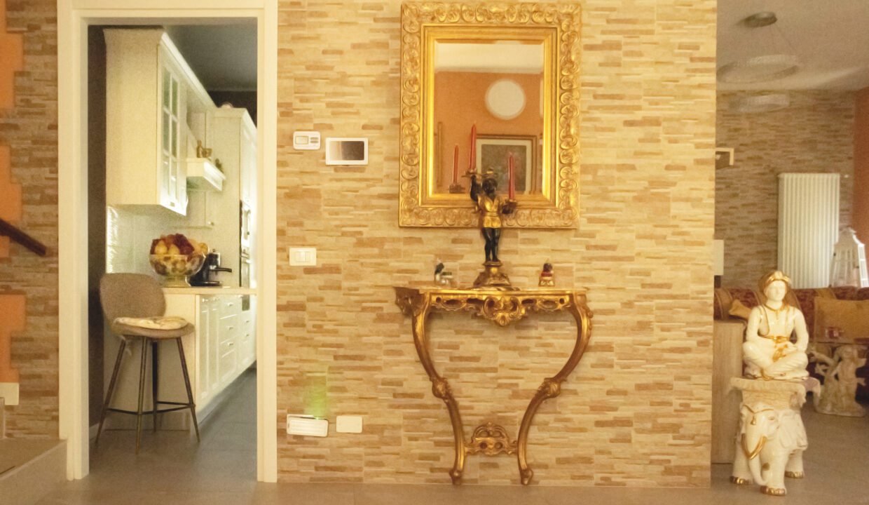 992cae7eb04cb633518fb7ec73475987