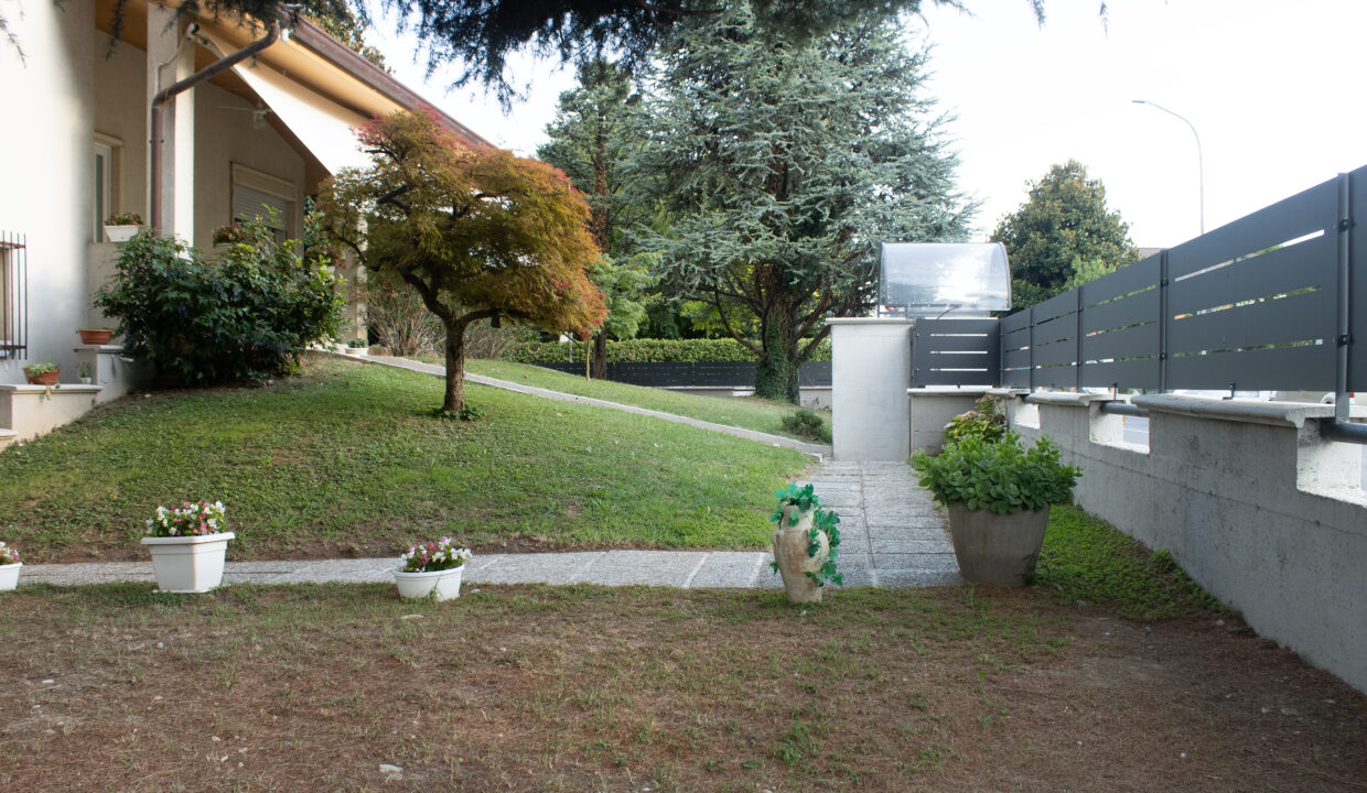 daa35ca21195f0a7808cff317562f49f