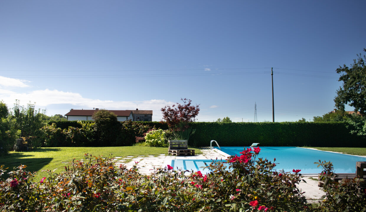 7d2d510955341b60c634adc578d919f3