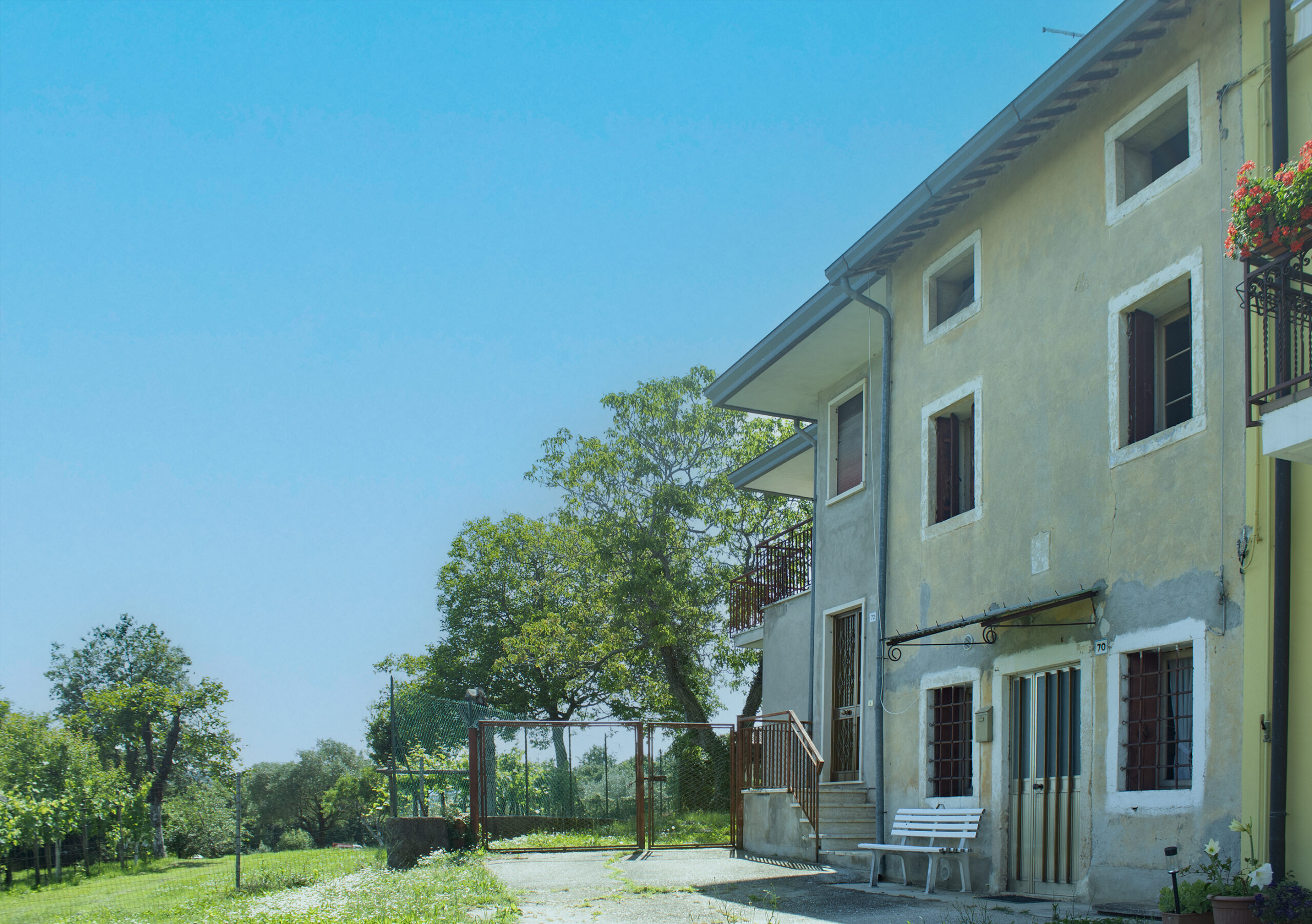 Monte San Lorenzo – Sovizzo (VI) Affascinante proprietà rurale immersa nel verde delle colline vicentine