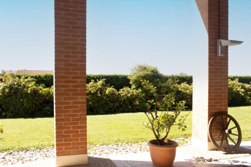 d2a3ef2ef2a1223190ee8faf3275e1ea