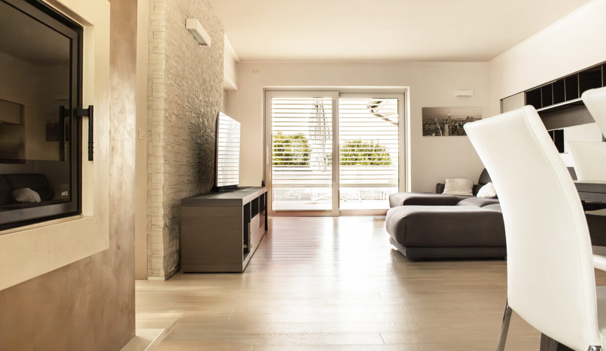 1ec9fa8d7cf96f95d53df6331933ee0b