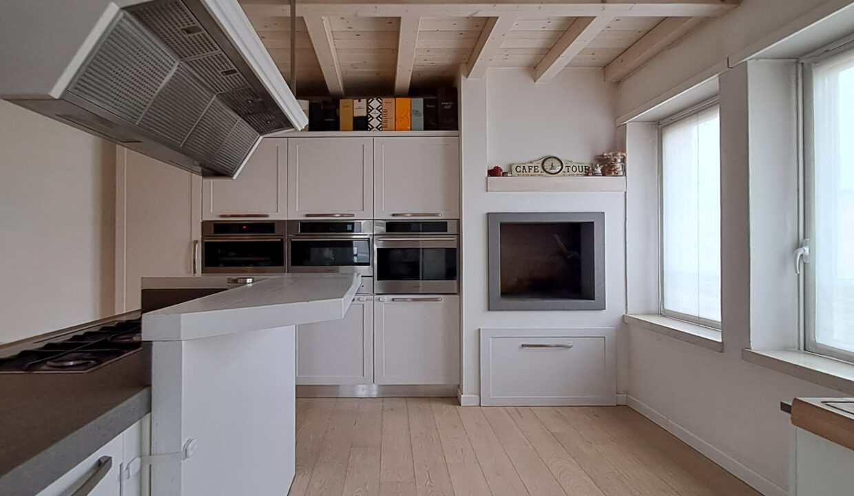 25b9ec5fb61c29b72013e3ace6bcbbc6